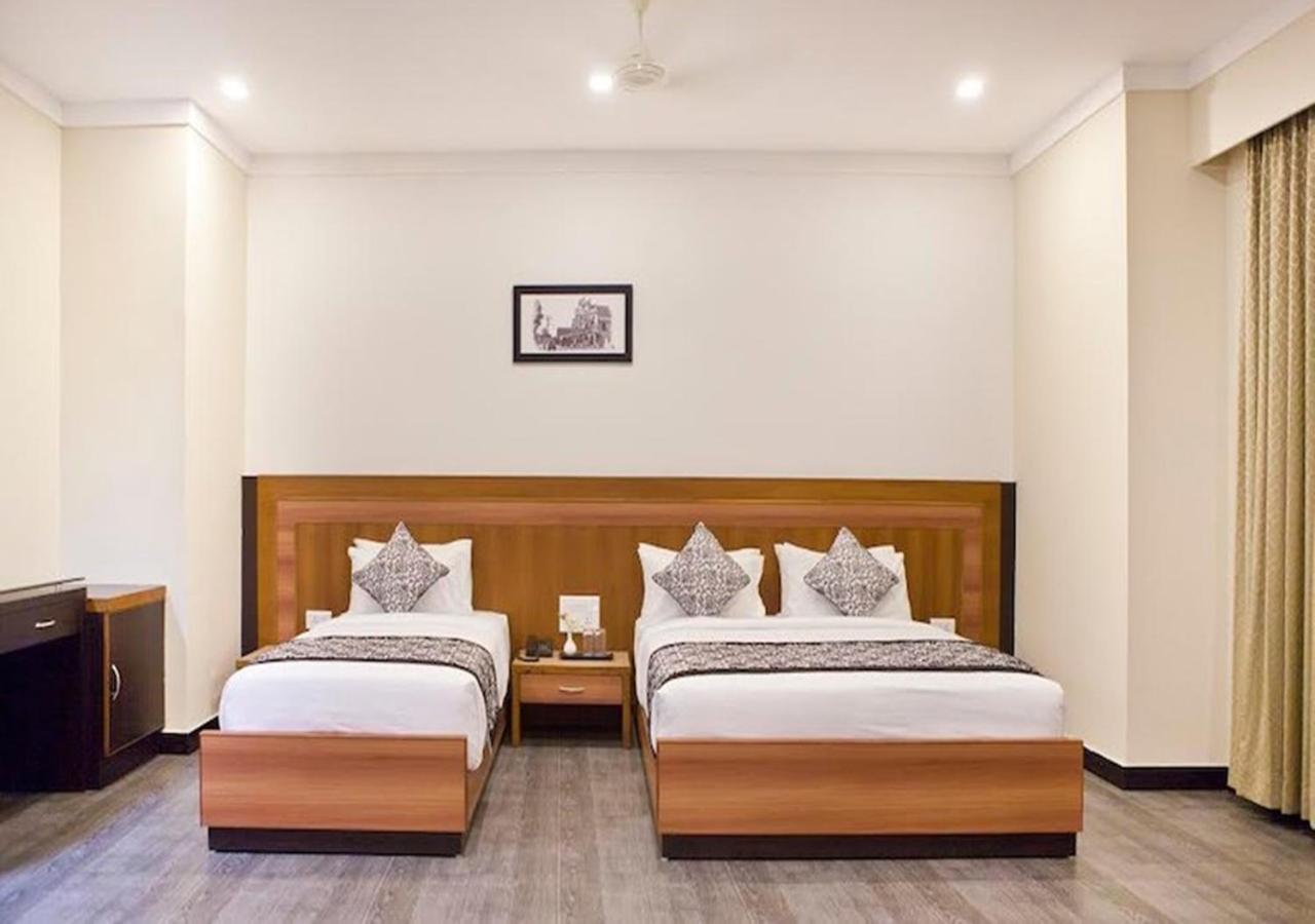 Comfy Luxury Hotel Bangalore Bagian luar foto