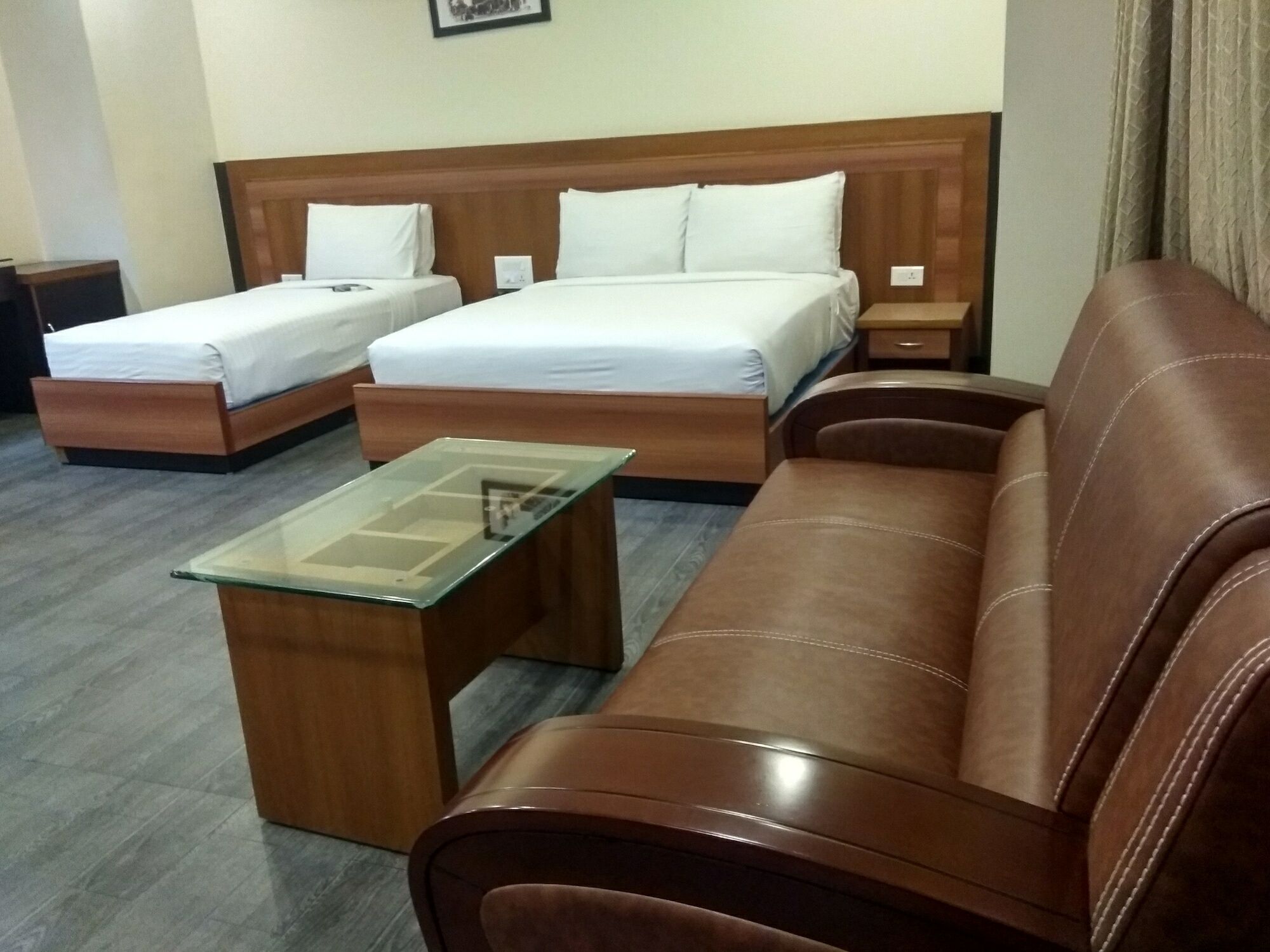 Comfy Luxury Hotel Bangalore Bagian luar foto